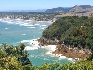 Waihi Beach Getaway-Studio, Ensuite & Private Deck - Athenree