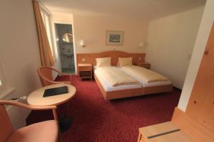 Standard Double Room room in Hotel Staubbach