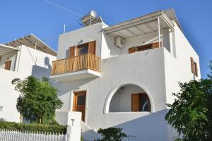 Theoni Studios Naxos Greece