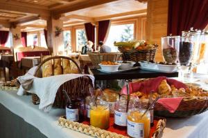 Hotels Aux Ducs de Savoie : photos des chambres