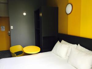 Hotels ibis Styles Marseille Vieux Port : photos des chambres