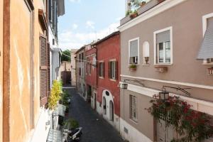 Paglia Street