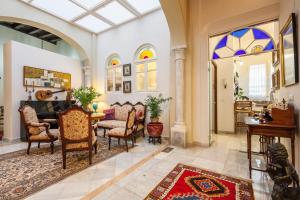 CASA SEÑORIAL EN SEVILLA CENTRO,Calle Mármoles