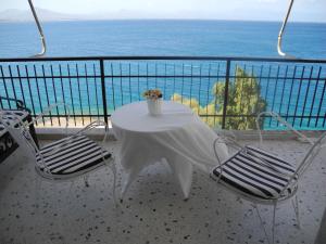 Beach Front Apartment Korinthia Greece