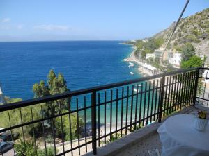 Beach Front Apartment Korinthia Greece