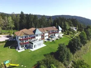 Residence Rossboden mit Hallenbad - Eschio