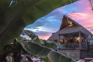 Playa Jiquelite, Tola Rivas, Nicaragua.