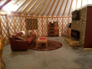 Yale Manor B&B & Yurt Glamping