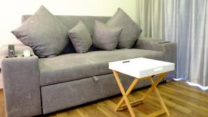 Peak Tower in Phatumnak (Seaview)