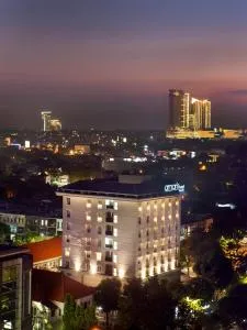 Amaris Hotel Darmo Surabaya - Wonokitri 2