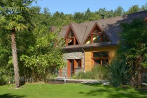 Maisons d'hotes la maison dans les bois : photos des chambres