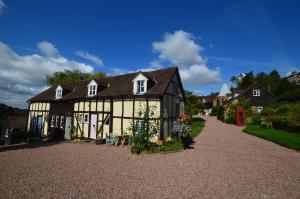 hotelImage