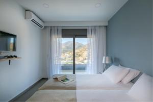 Deluxe Villa Athina