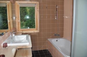 Chalets Chalet D' Edmond : photos des chambres