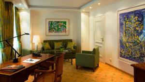 Hotels A La Cour d'Alsace : photos des chambres