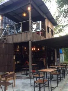 The Shadow House & Bar - Ko Chang Ranong