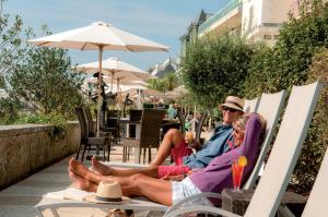 Hotels Hotel Vacances Bleues Villa Caroline : photos des chambres