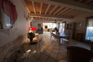 B&B / Chambres d'hotes La Bastide des Pins : photos des chambres