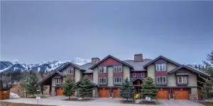 Pinnacle Ridge Chalets by Fernie Lodging Co - Cranbrook
