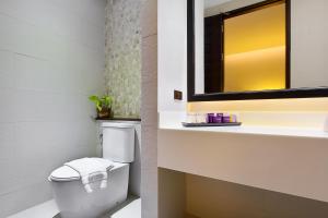 Rimnaam Klangchan Hotel - SHA Plus