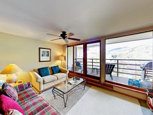 1100 N Frontage Rd Condo Unit W 2305