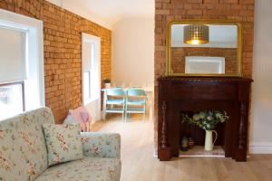 One-Bedroom Apartment room in The Village Rooms