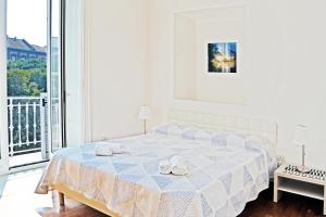 Double Room with Balcony and Sea View