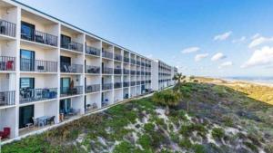 Sand & Surf - Direct OCEANFRONT Condo - Heated Pool - 180 degree view - Crescent Beach, Saint Augustine Florida