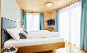 Double Room with Balcony room in Hotel Gretina
