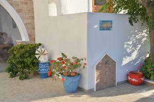 Theoni Studios Naxos Greece