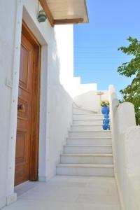 Theoni Studios Naxos Greece