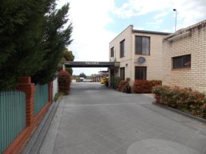 Cowra Crest Motel