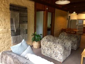 Banksia Mudbrick Holiday Units