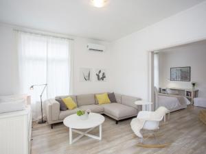 Villa in Ka tel Novi near Beach