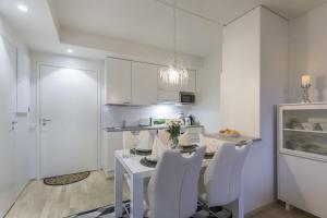 Vasko Luxurious Suites, Nilo