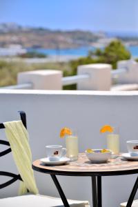 Kamari Hotel Myconos Greece