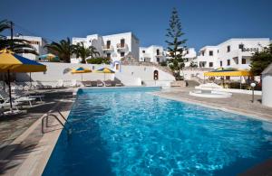 Azolimnos Bay Syros Greece