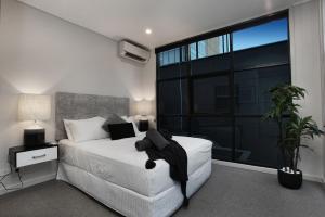 StayCentral - Little Collins CBD