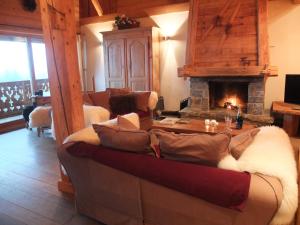 Chalets Le Roy des Montagnes a la Ferme des Ramus : photos des chambres