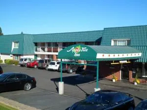 Apple Tree Inn - Chewelah