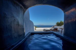 Amorous Villa-By Senses Collection Santorini Greece