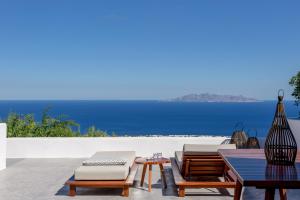 Amorous Villa-By Senses Collection Santorini Greece