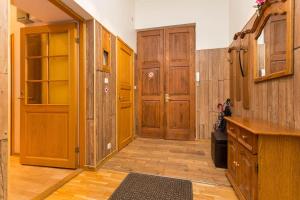 Orchid Apartment Old Town