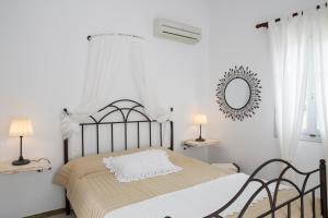 Irini pension Sifnos Greece