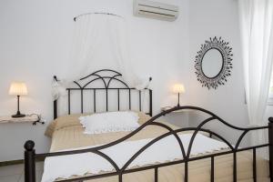 Irini pension Sifnos Greece