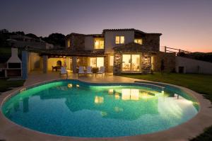 Villa con Piscina Privata