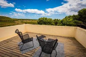 B&B / Chambres d'hotes Chateau le Bouis : Suite avec Terrasse - Vue sur Mer