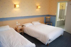 Hotels Logis Hotel Saint Paul : photos des chambres