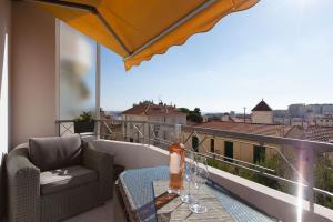 Appartements Stunning views from this lovely one bedroom apartment in Cannes only a short walk from the Palais 479 : photos des chambres