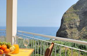 Casa Vigia Mar by OurMadeira